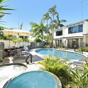 https://noosa-place-resort.queenslandhotels.net